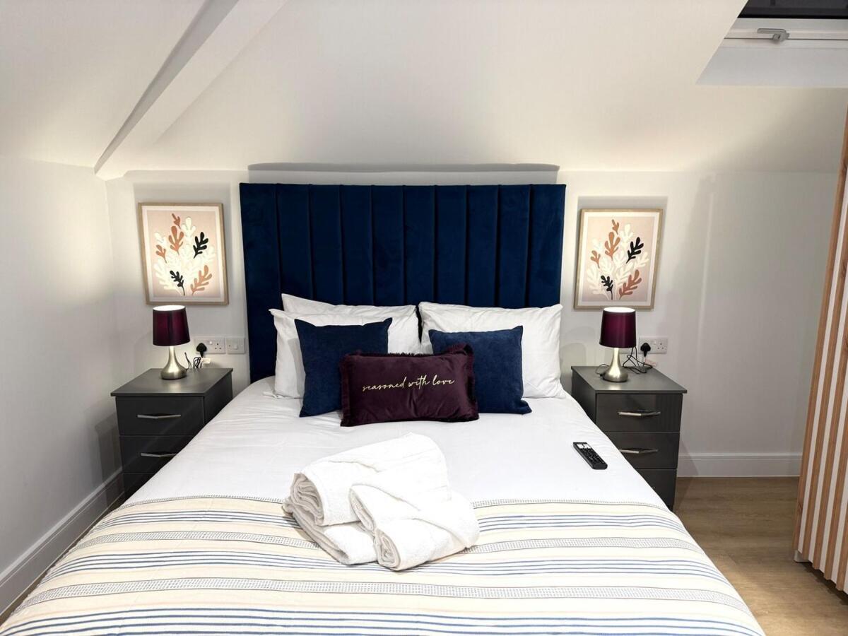 Sale Road Serviced Apartments Near Airport & Trafford Centre Wythenshawe Oda fotoğraf